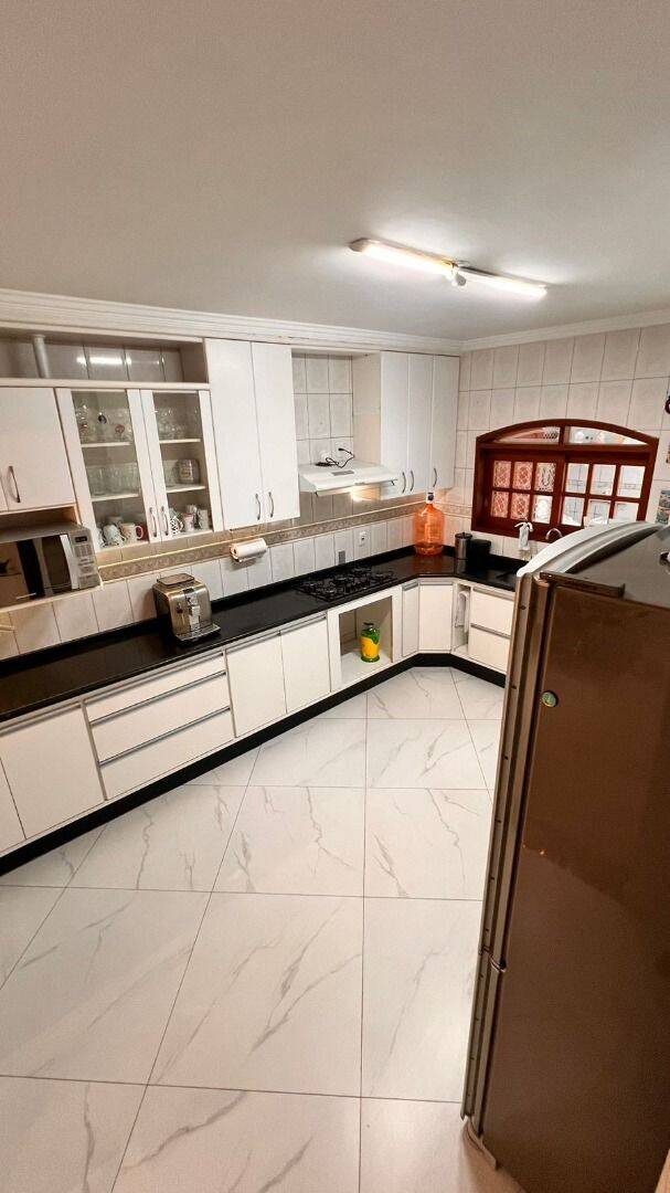 Casa, 4 quartos, 320 m² - Foto 45