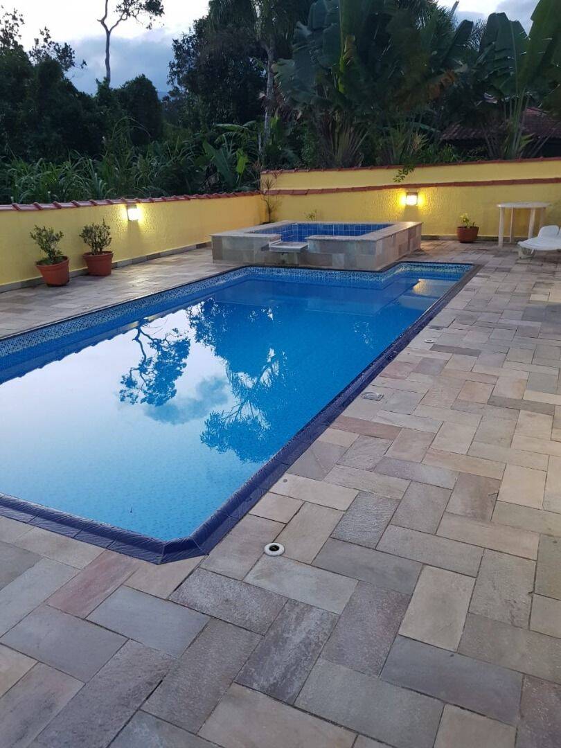 Casa, 3 quartos, 258 m² - Foto 1