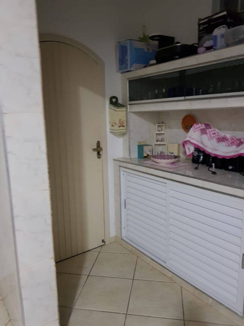 Casa, 3 quartos, 258 m² - Foto 15
