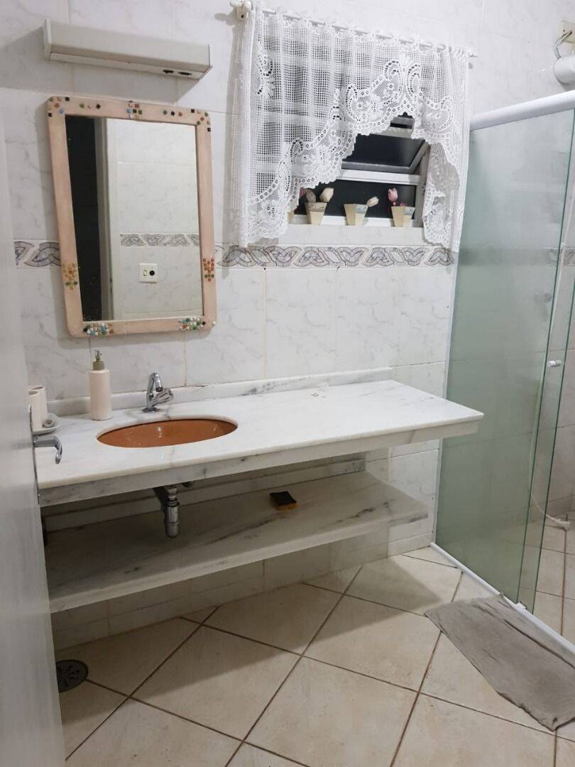 Casa, 3 quartos, 258 m² - Foto 20