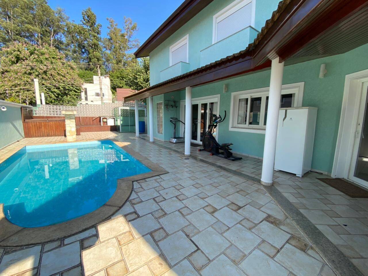 Sobrado, 5 quartos, 600 m² - Foto 1