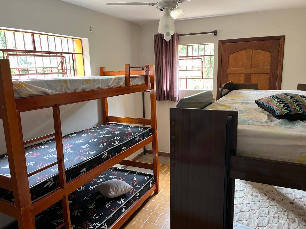 Chácara, 4 quartos, 2131 m² - Foto 14