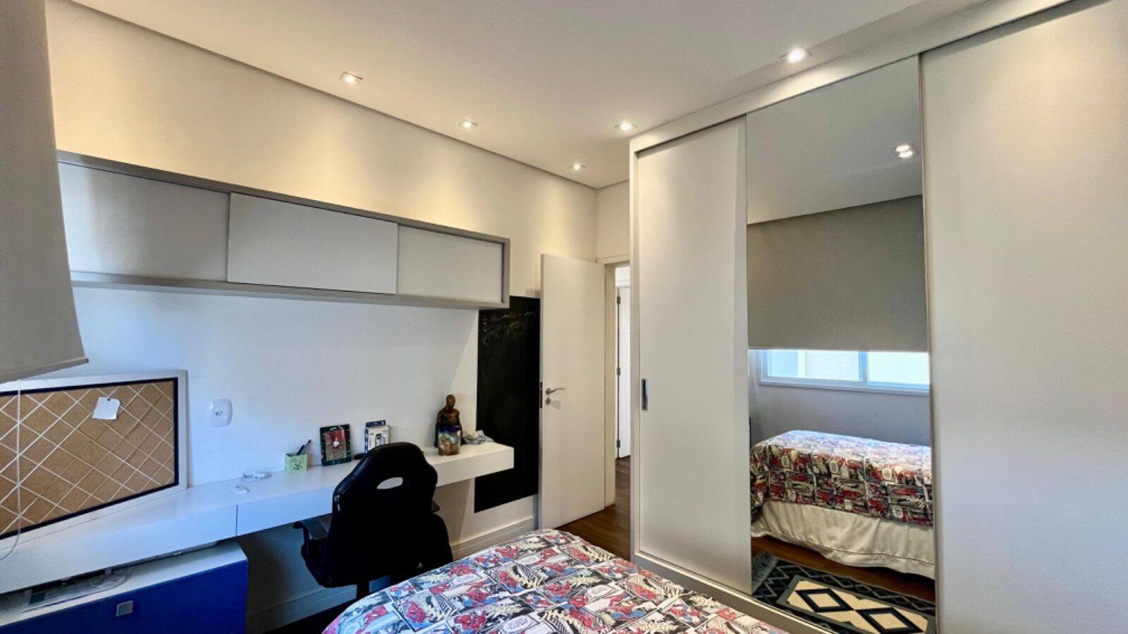 Casa, 4 quartos, 380 m² - Foto 17
