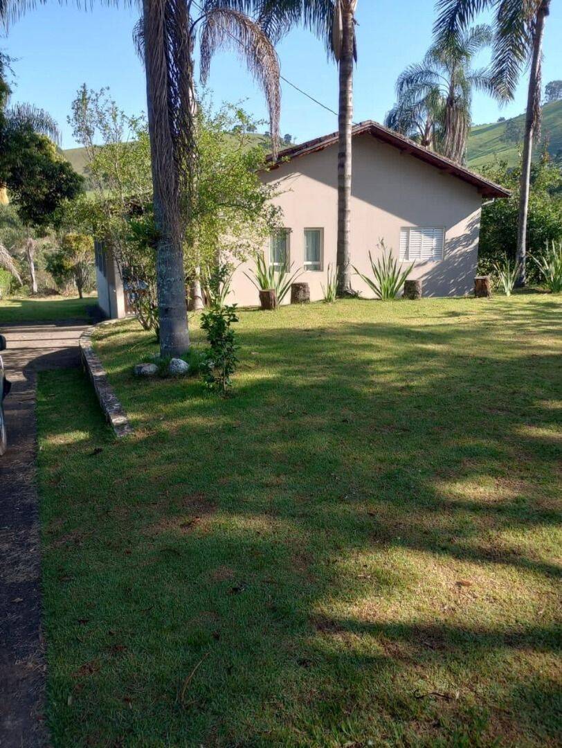 Sítio, 3 quartos, 5000 m² - Foto 1