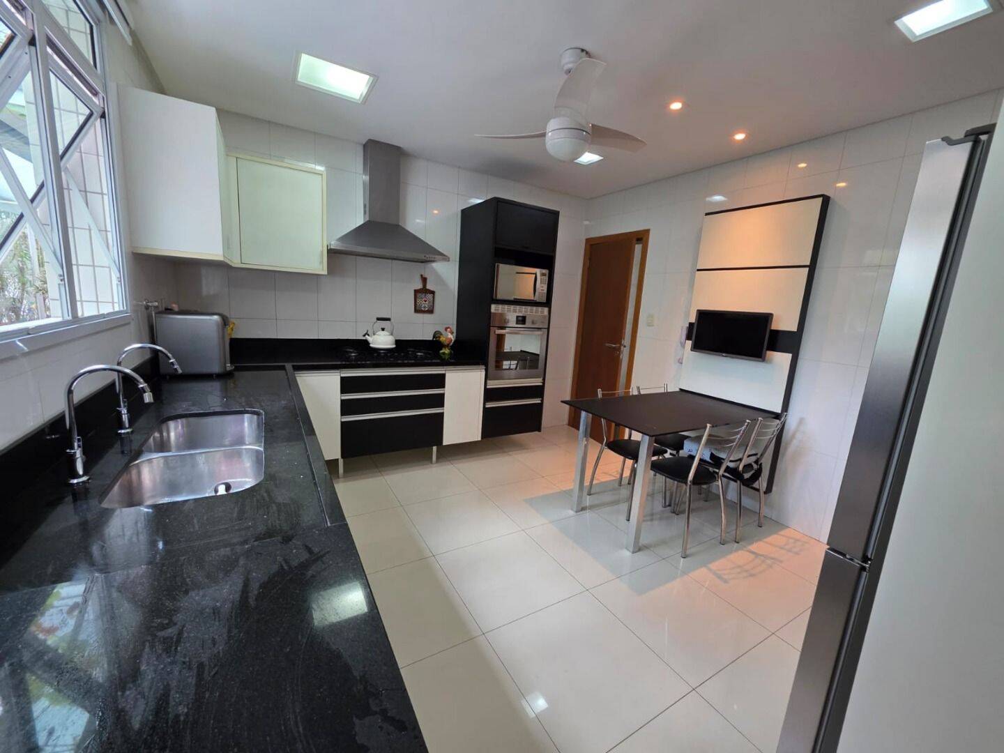 Apartamento, 2 quartos, 217 m² - Foto 12