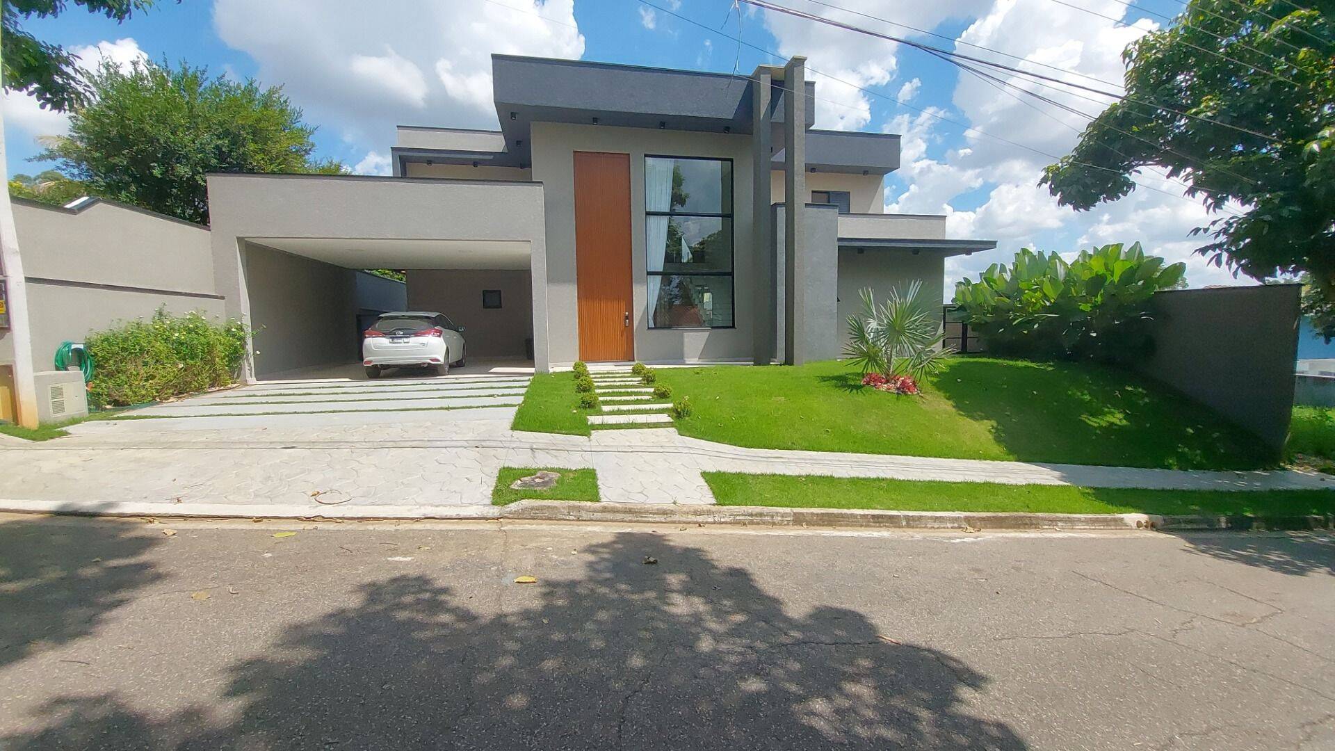 Sobrado, 4 quartos, 341 m² - Foto 2