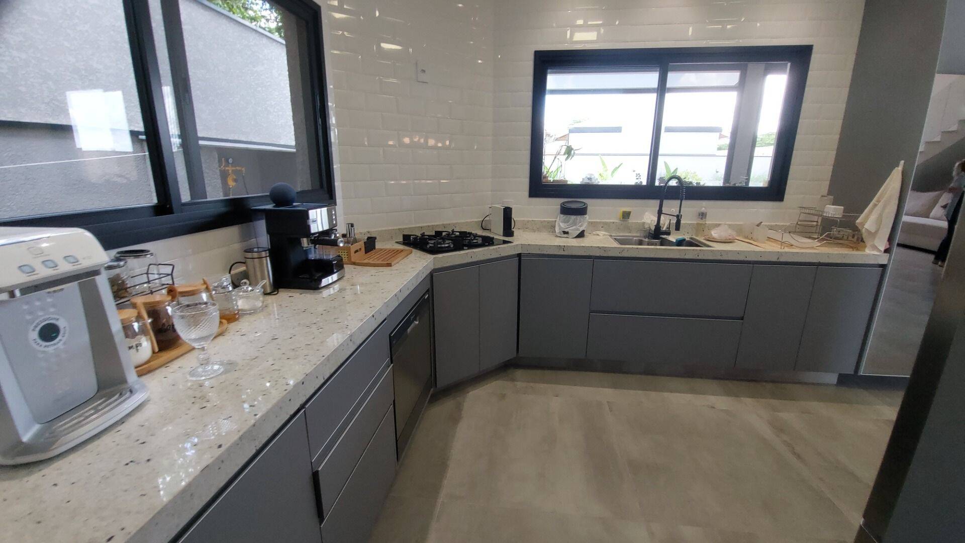 Sobrado, 4 quartos, 341 m² - Foto 31