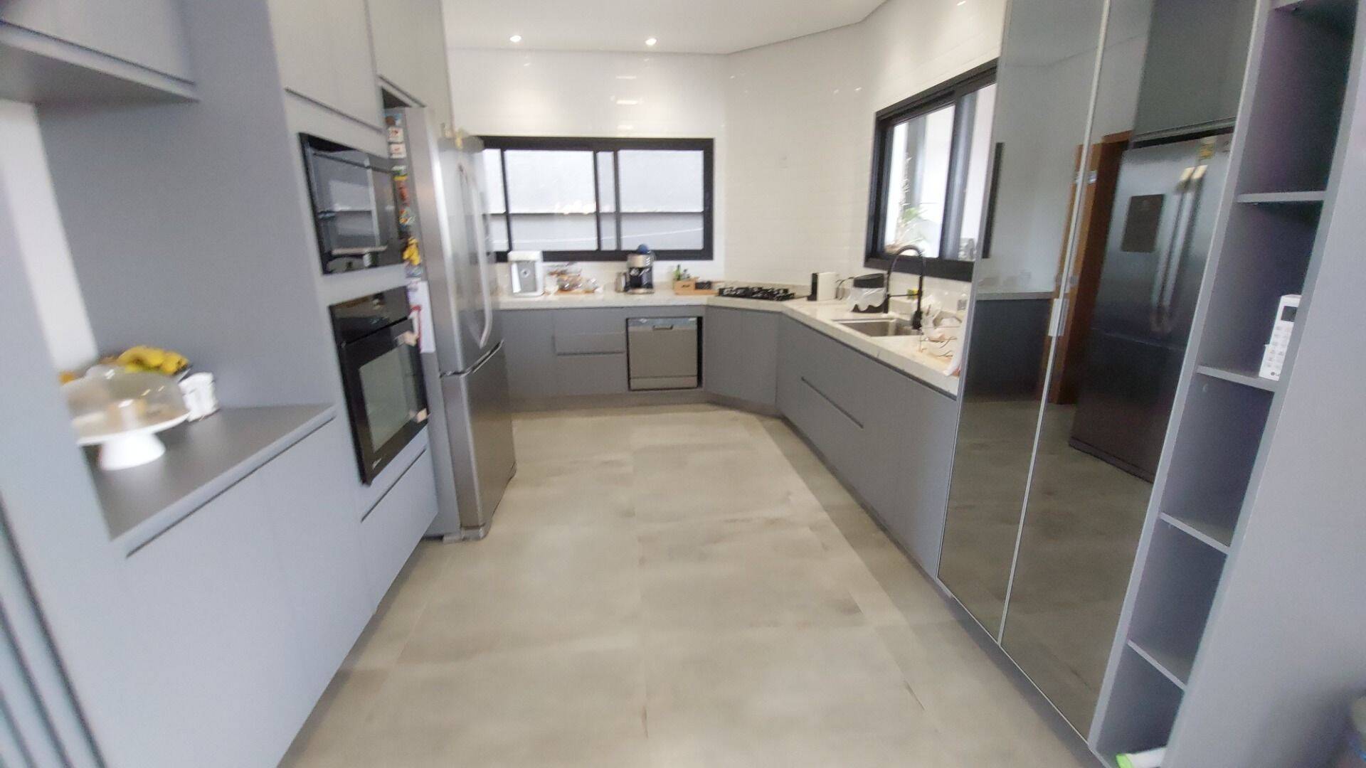 Sobrado, 4 quartos, 341 m² - Foto 33