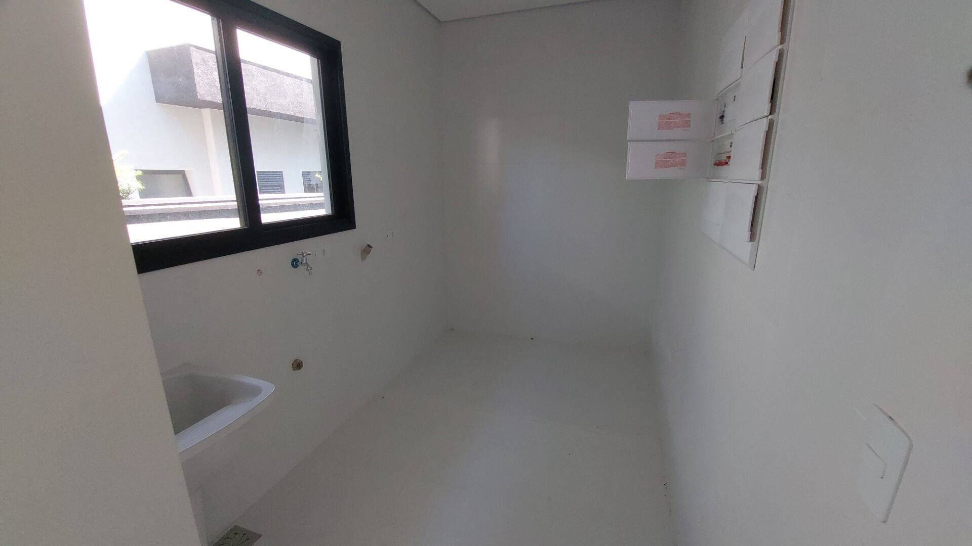 Casa, 3 quartos, 249 m² - Foto 33
