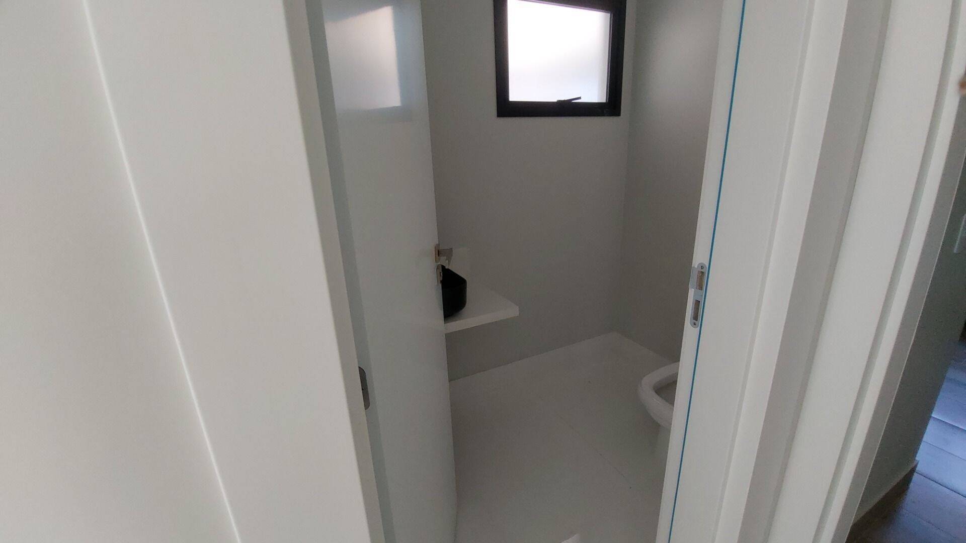 Casa, 3 quartos, 249 m² - Foto 47