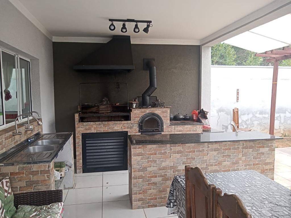 Sobrado, 3 quartos, 264 m² - Foto 1
