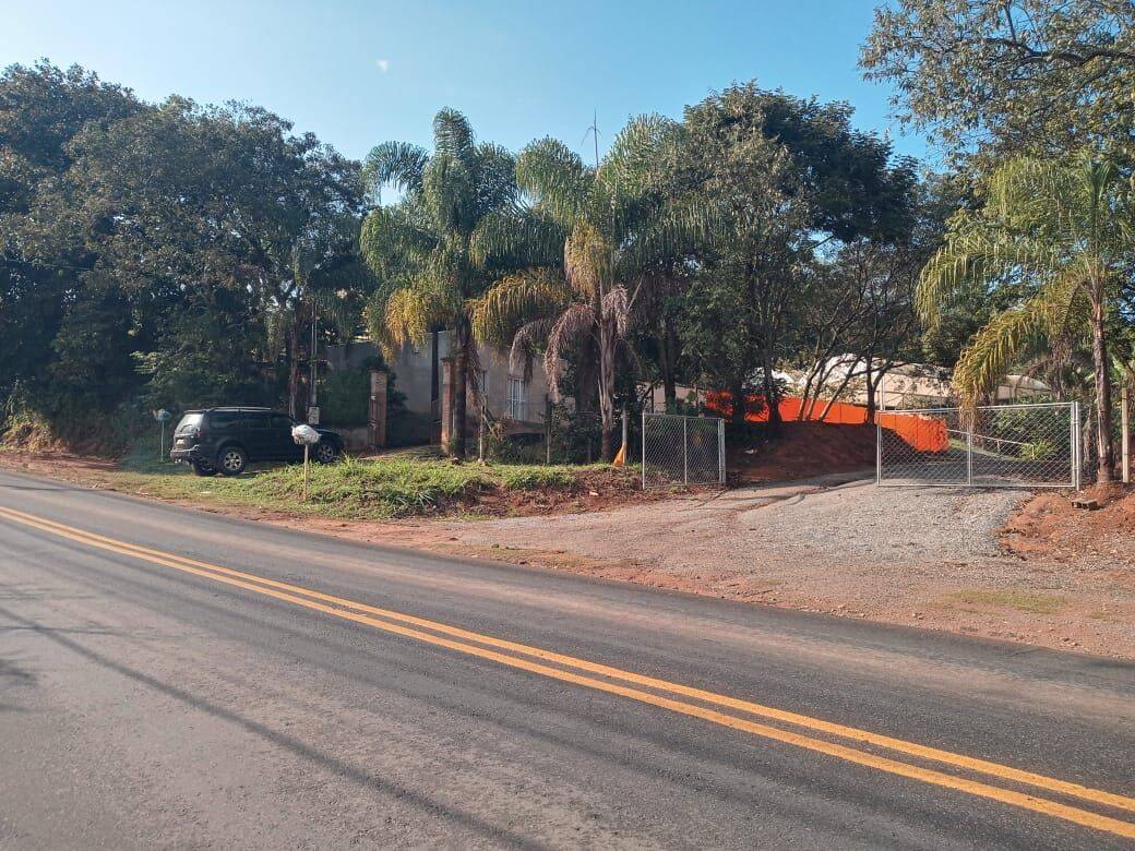 Prédio Inteiro - Foto 1