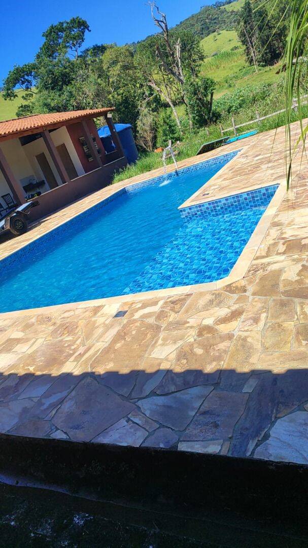Chácara, 3 quartos, 3600 m² - Foto 1