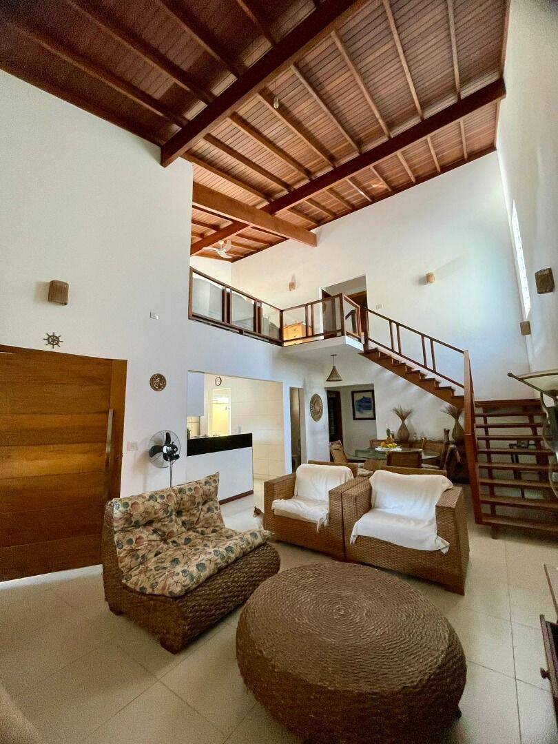 Sobrado, 4 quartos, 205 m² - Foto 1