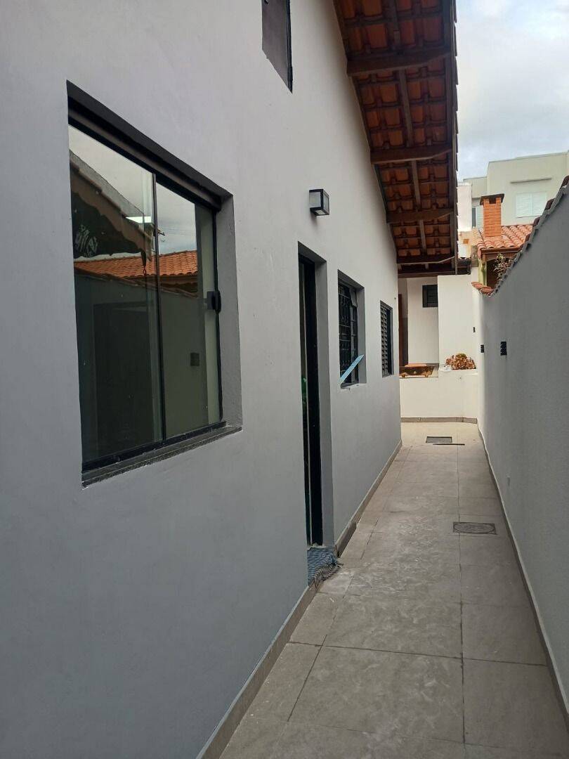 Casa, 3 quartos, 135 m² - Foto 3