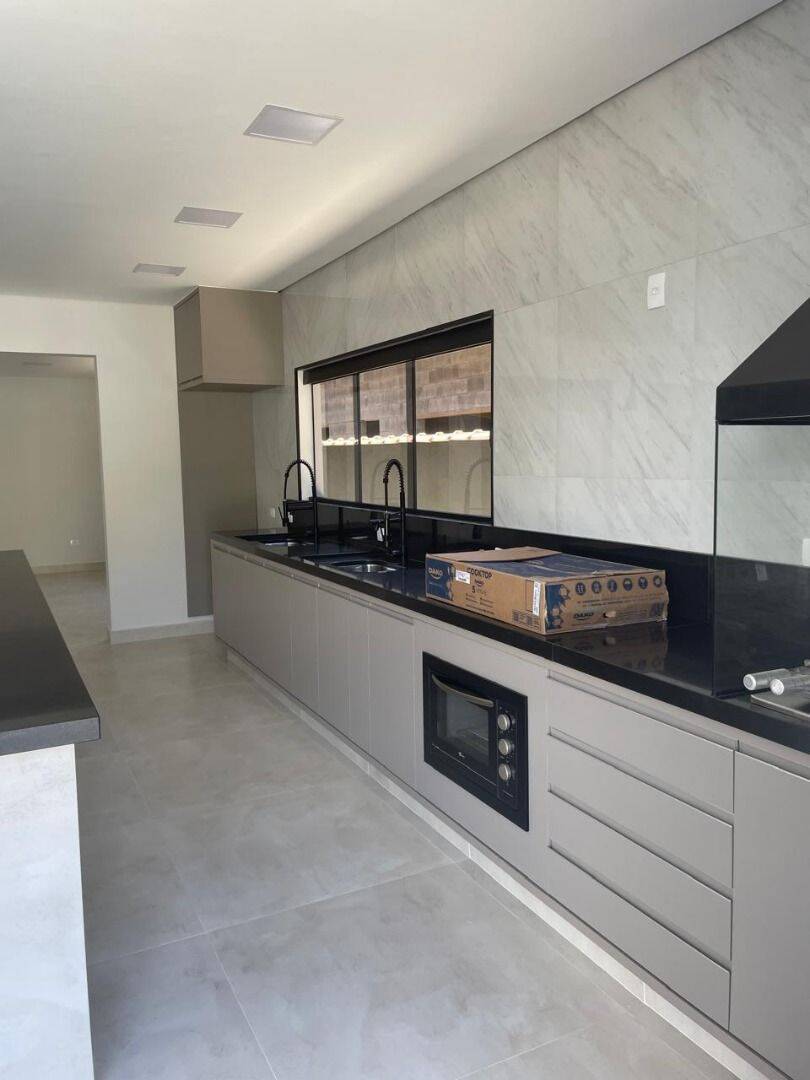 Casa, 3 quartos, 300 m² - Foto 18
