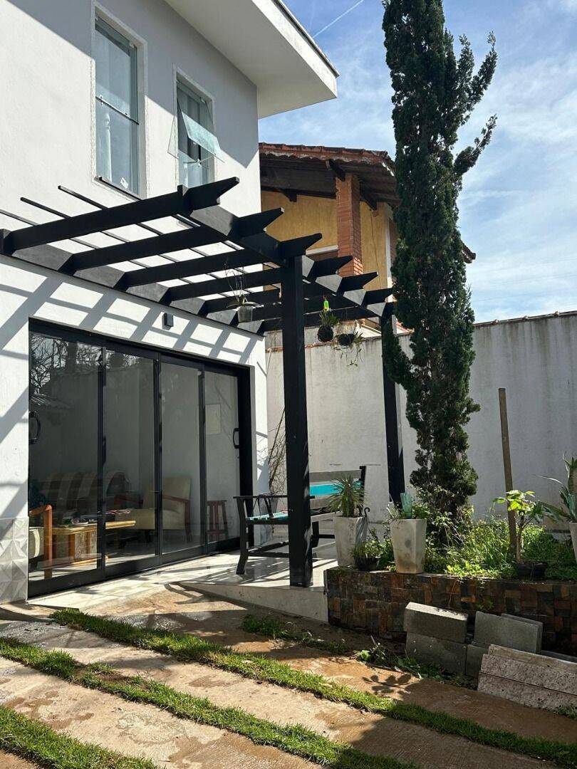 Sobrado, 4 quartos, 200 m² - Foto 2