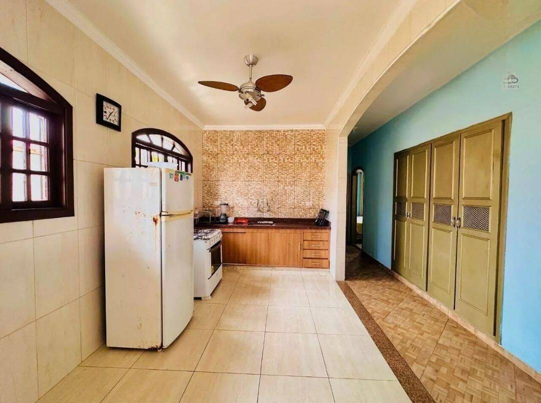 Casa, 6 quartos, 174 m² - Foto 33