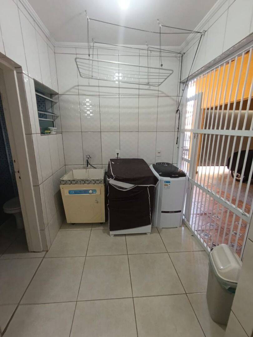 Casa, 4 quartos, 286 m² - Foto 16