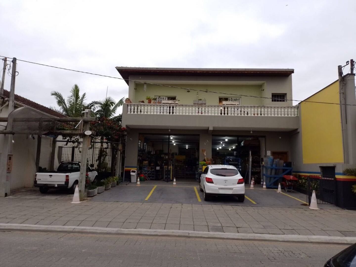 Sobrado, 4 quartos, 962 m² - Foto 1