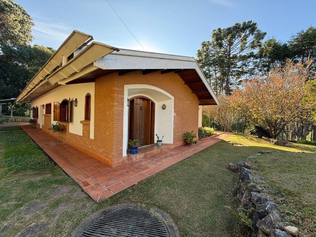 Casa, 4 quartos, 267 m² - Foto 2