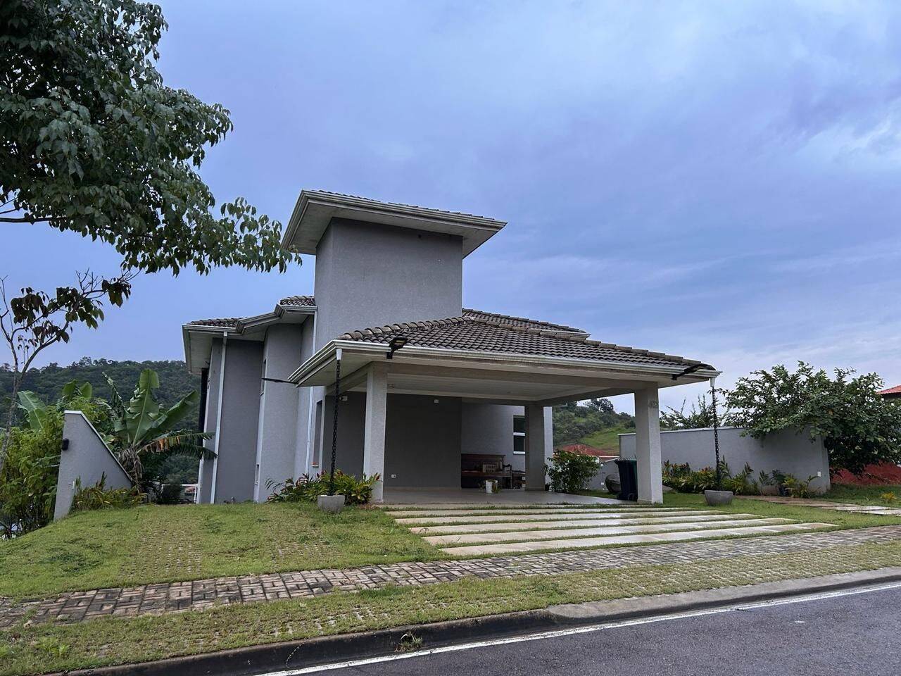 Sobrado, 4 quartos, 385 m² - Foto 2