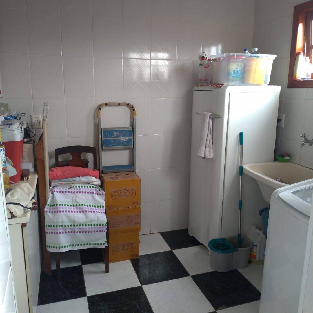 Casa, 4 quartos, 320 m² - Foto 27