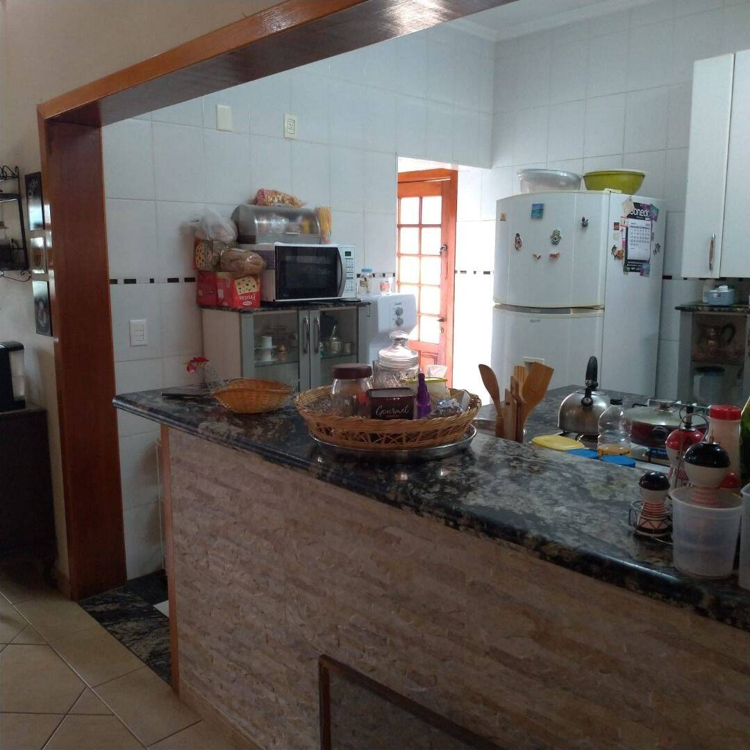 Casa, 4 quartos, 320 m² - Foto 29