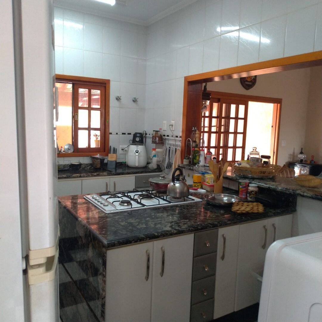 Casa, 4 quartos, 320 m² - Foto 30