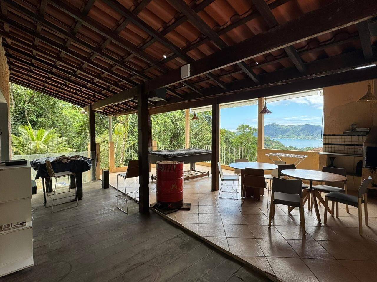 Casa, 5 quartos, 200 m² - Foto 9