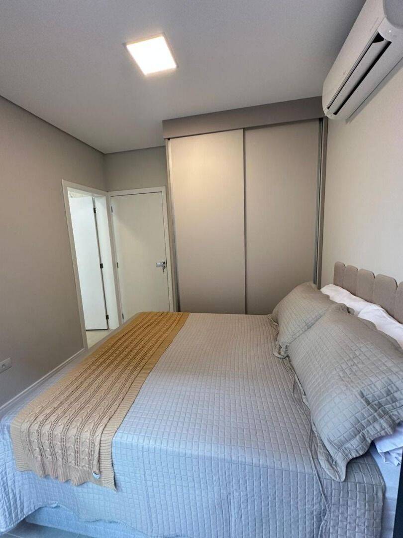 Casa, 4 quartos, 258 m² - Foto 5
