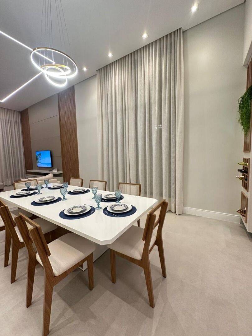 Casa, 4 quartos, 258 m² - Foto 24