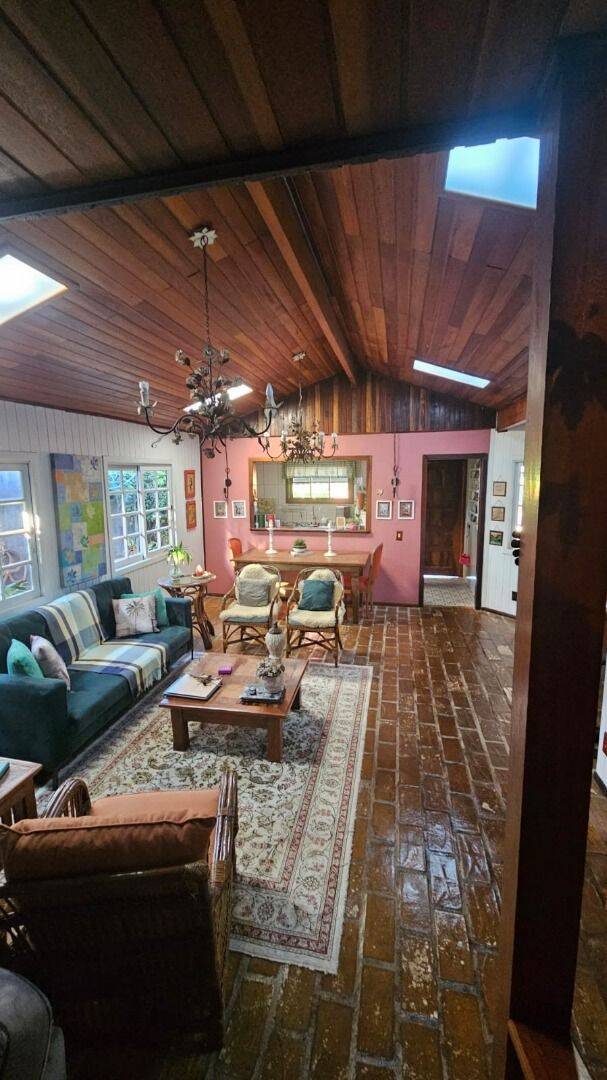 Chácara, 4 quartos, 1080 m² - Foto 2