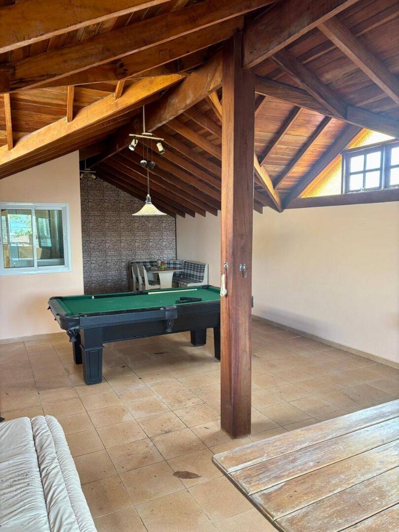 Casa, 3 quartos, 257 m² - Foto 2