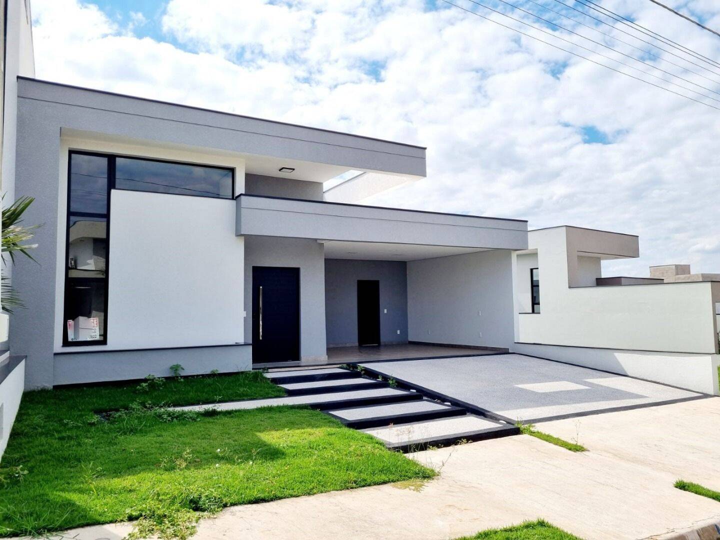 Casa, 3 quartos, 220 m² - Foto 1