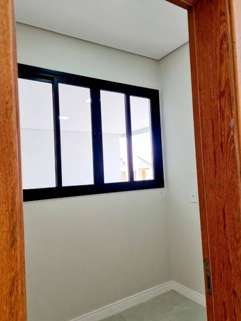 Casa, 3 quartos, 220 m² - Foto 4