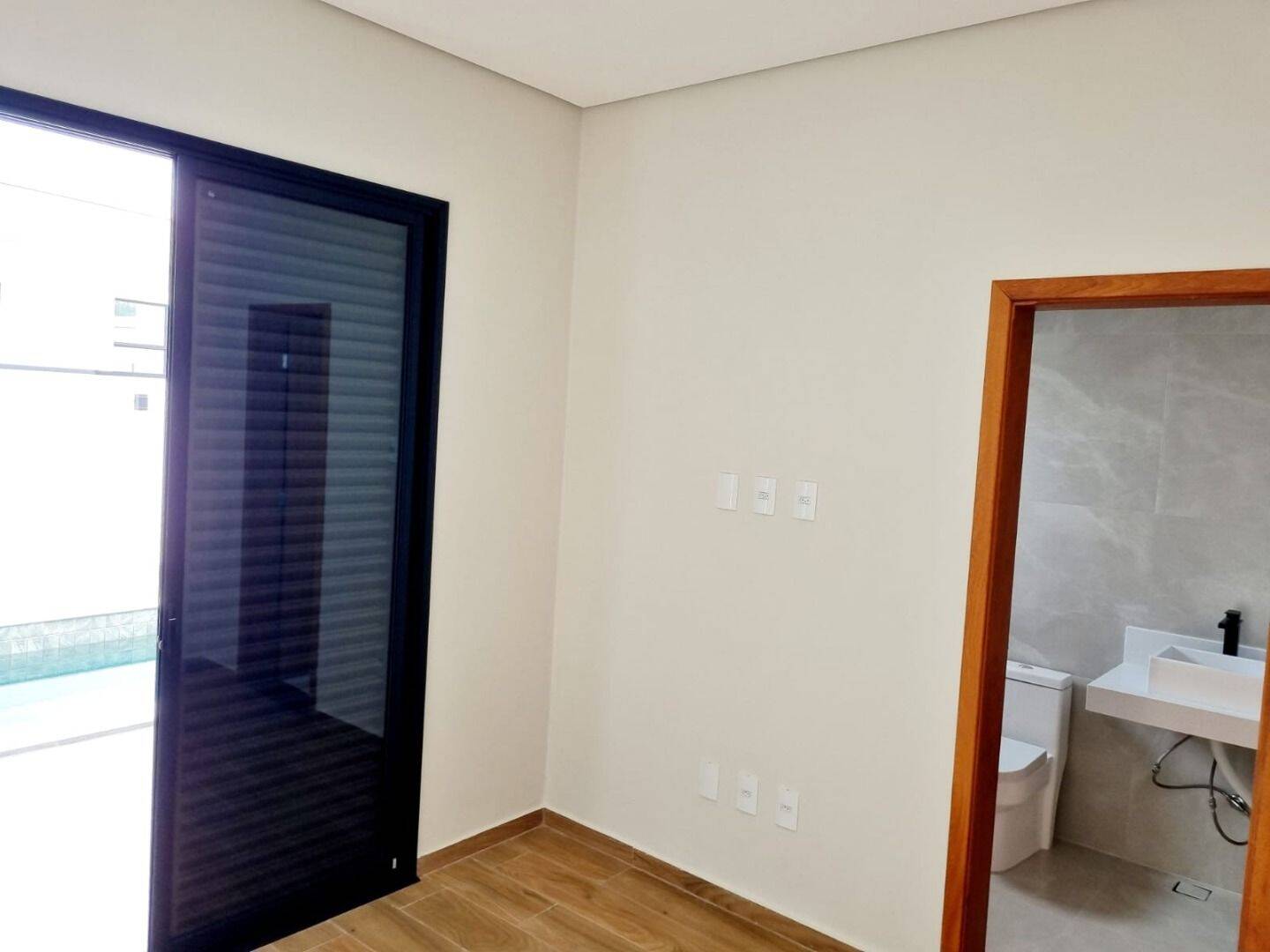 Casa, 3 quartos, 220 m² - Foto 25