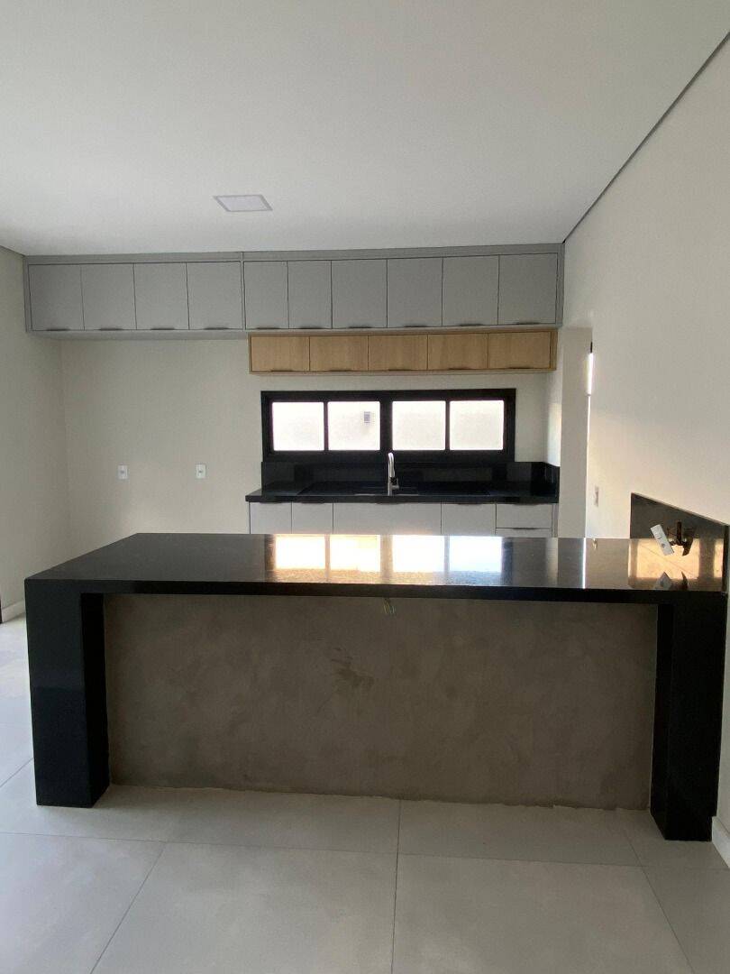 Casa, 3 quartos, 220 m² - Foto 40