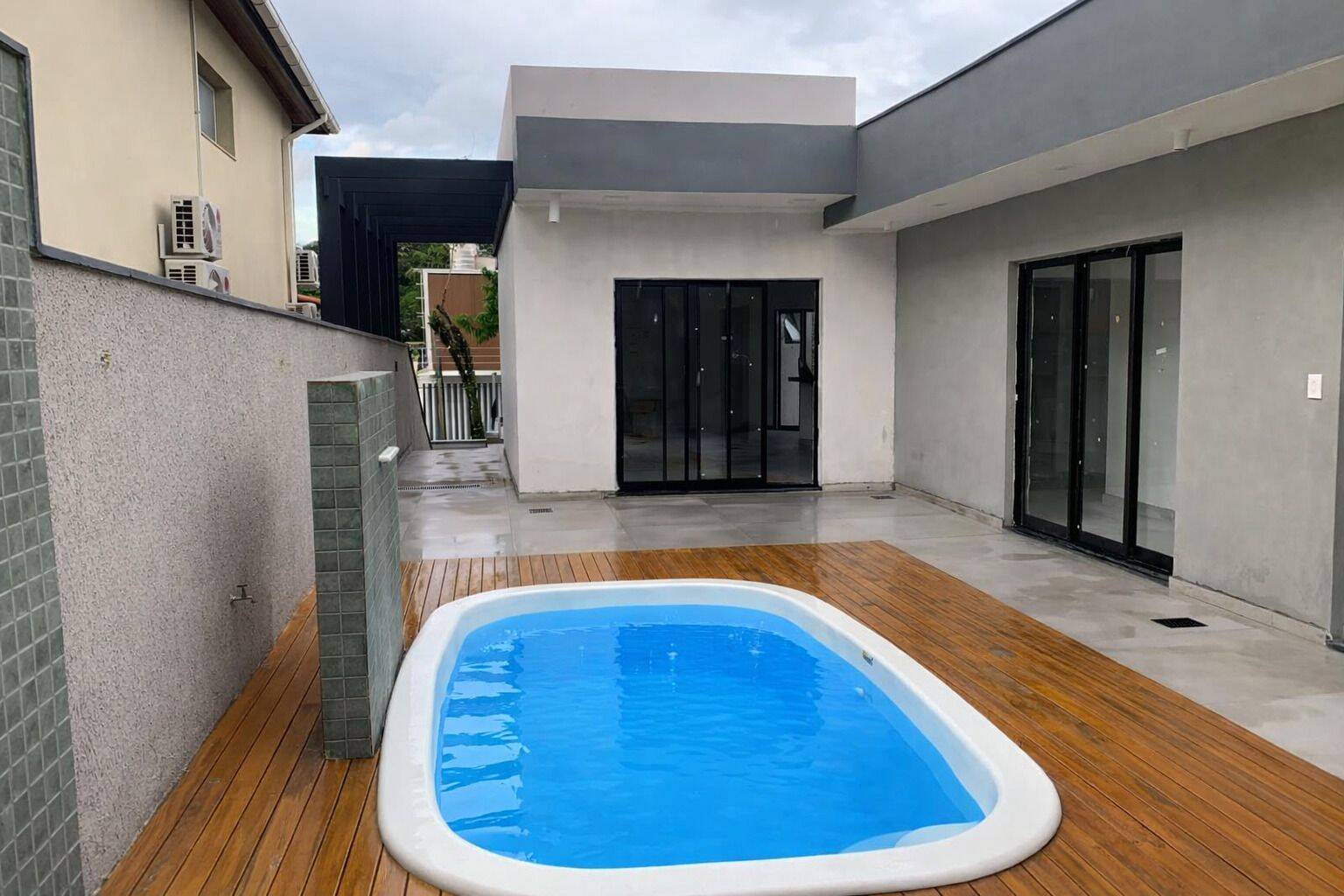 Casa, 3 quartos, 178 m² - Foto 1