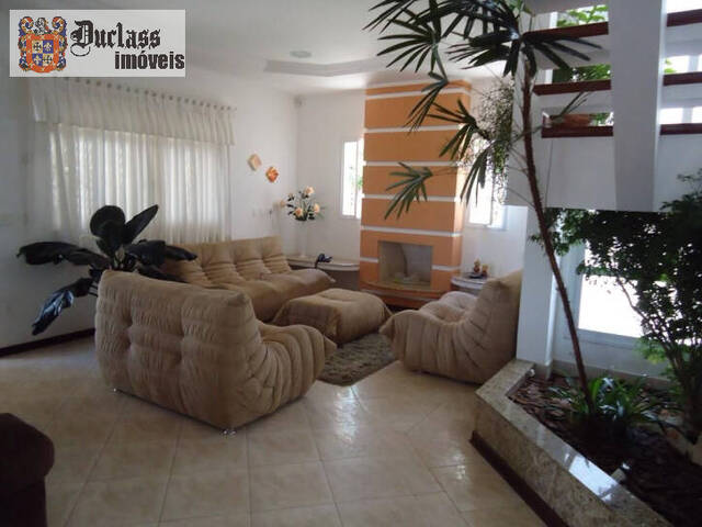 Sobrado para Venda em Atibaia - 4