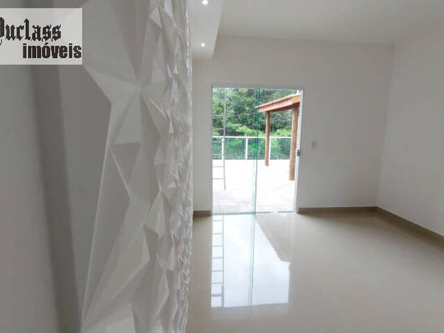 Sobrado para Venda em Atibaia - 3