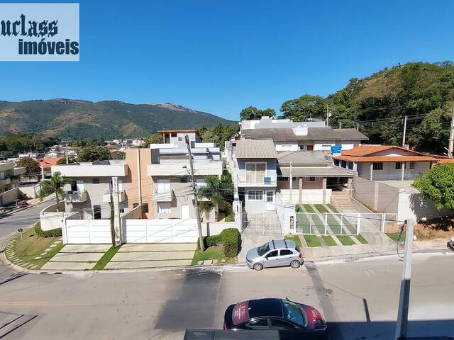 Casa para Venda em Atibaia - 2