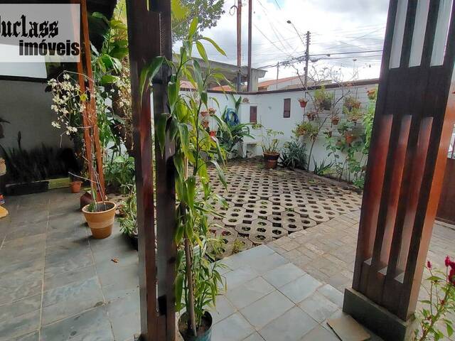 Casa para Venda em Atibaia - 3