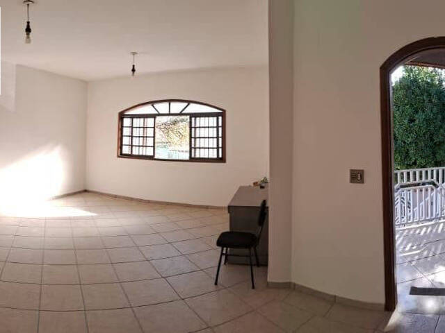 Casa para Venda em Taubaté - 5