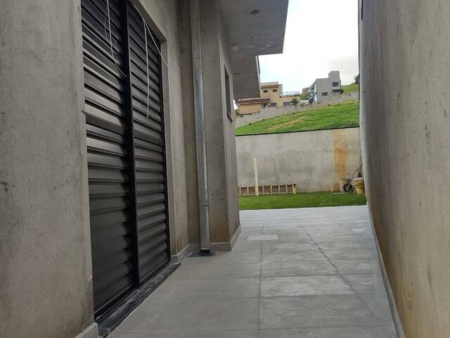 Casa para Venda em Atibaia - 5