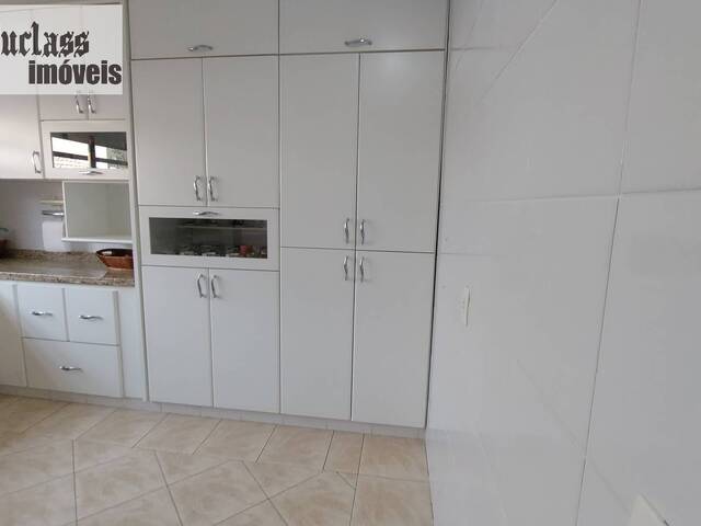 Sobrado para Venda em Atibaia - 5