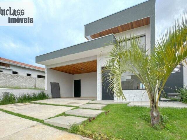 #CA0503 - Casa para Venda em Caçapava - SP - 2