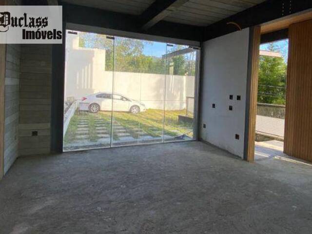 Sobrado para Venda em Atibaia - 4