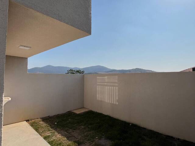 Casa para Venda em Bom Jesus dos Perdões - 4