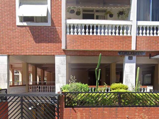 #AP0983 - Apartamento para Venda em São Vicente - SP - 2